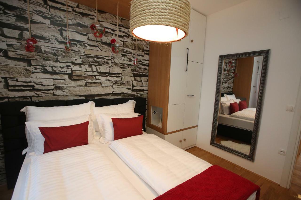 Апартаменты Apartman Delux Brkic Лозовац Экстерьер фото